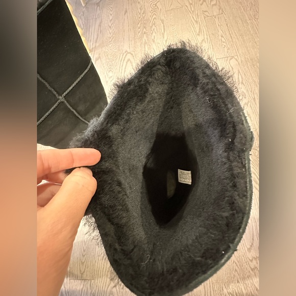 UGG OVER THE KNEE BLACK SHEARLING BOOTS BRAND NEW - Picture 7 of 7